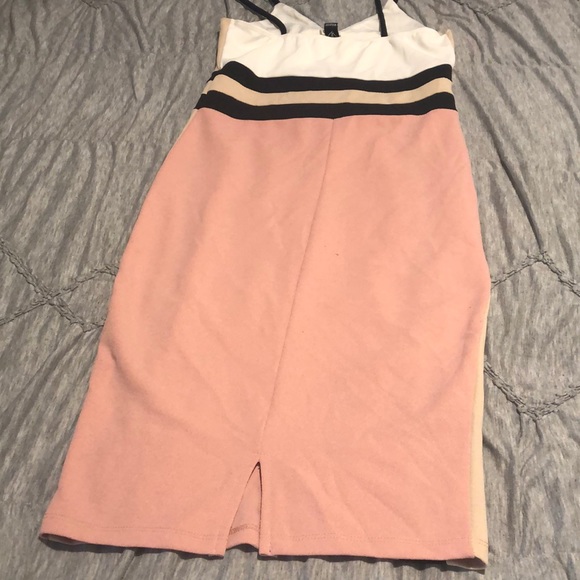 Pink going out dress - Picture 5 of 7